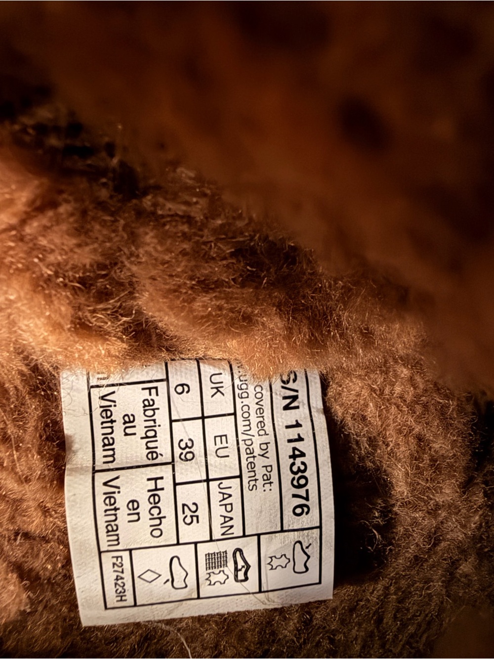 UGG Plush Sherpa Slippers Chestnut Pink Pull Tab NWOT Women’s 8 / EU 39 - Picture 6 of 7